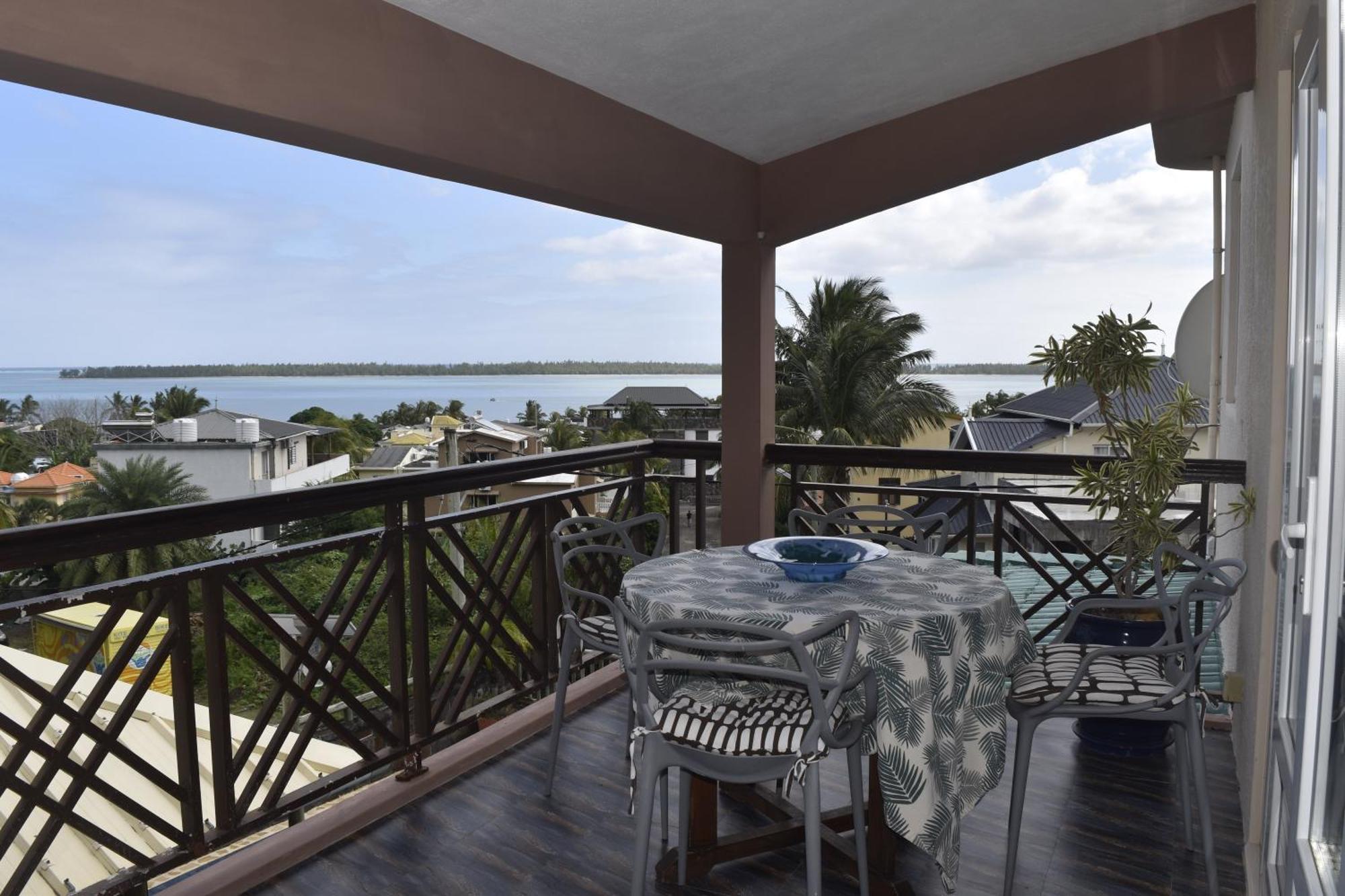 Sunset Villa La Gaulette Exterior photo